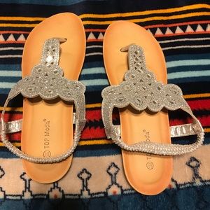 ❌SOLD❌Super cute sparkly sandals